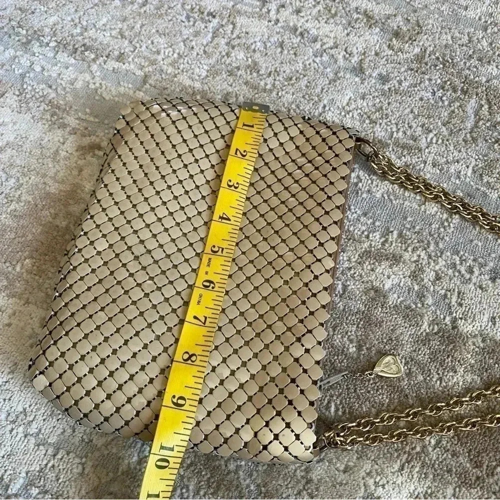 Whiting & Davis Vintage Mesh Metal Purse Shoulder Bag Gold Chain Strap - Picture 13 of 14